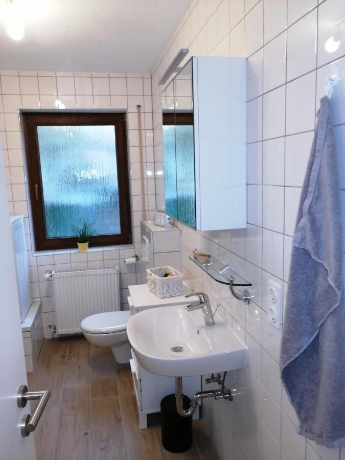 Ebenerdige Ferienwohnung Mit Grosser Terrasse In Der Naehe Des Waldes, Zum Wohlfuehlen Schoneck المظهر الخارجي الصورة